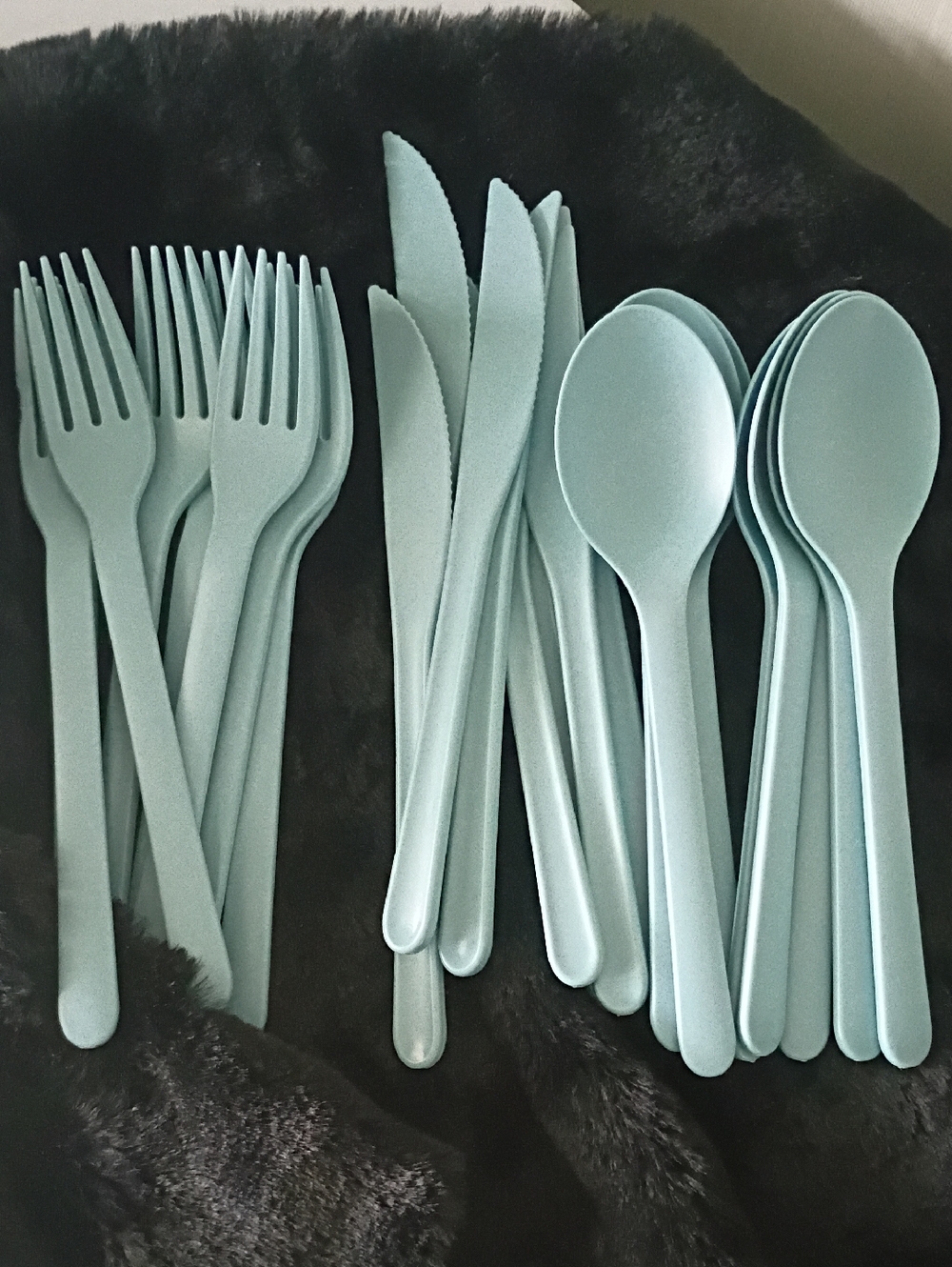 Mainstays Eco-Friendly Recycled Plastic Utensils in Soft Sea Green